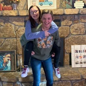 Meet your Posher, Liz